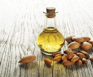 Sweet almond oil is a lightweight, easily absorbed oil that is rich in vitamins and minerals, including magnesium, calcium, zinc, and vitamin E.